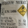Industria commercio cristalli di alta qualità nitrato di potassio puro polvere granulare fertilizzante grado usi medici polvere per fertilizzante